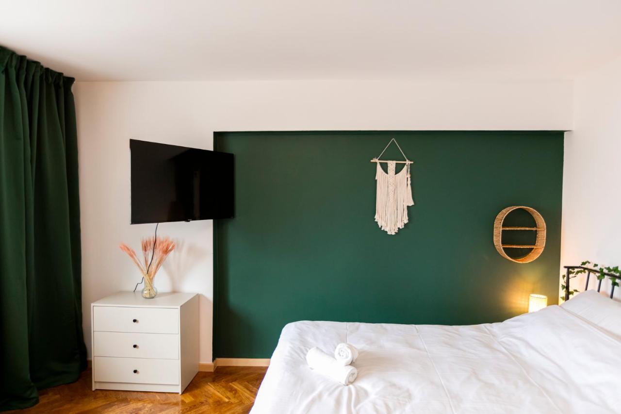 Chmielna - 250M Od Zlotych Tarasow, 350M Od Dworca Centralnego - Wifi - Smart Tv 55 Cali - Better Rental Varsovie Extérieur photo